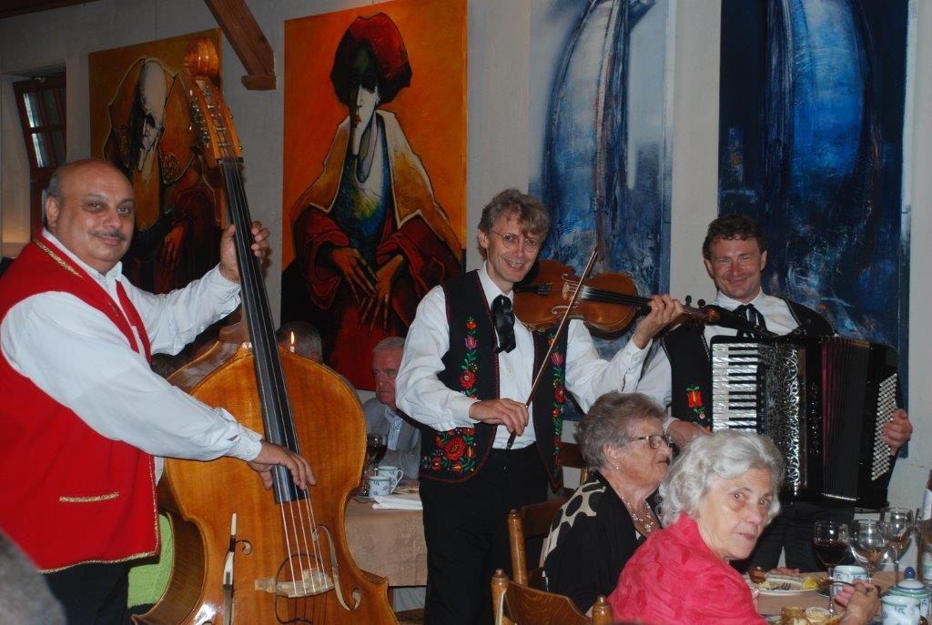 trio Tzigane Piroska lors d'une fête